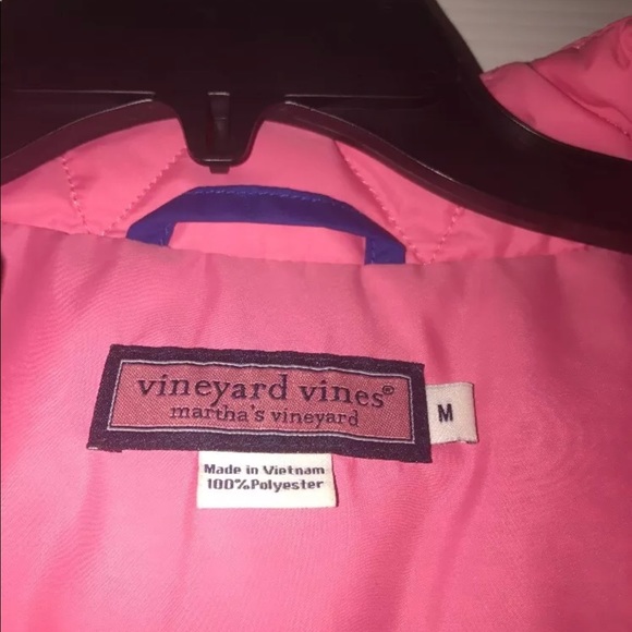Ladies vineyard vines puffer vest medium pink - Picture 4 of 5